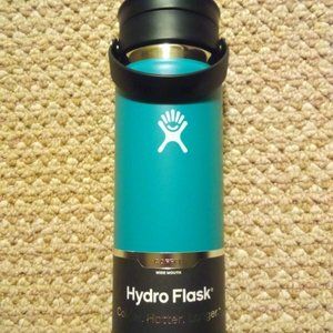 Hydro Flask Wide Mouth Flex Cap - Laguna Blue - 20 oz MSRP= $34.95